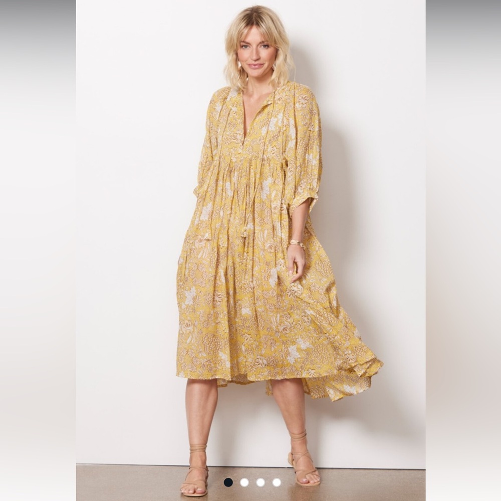 Blousen Sleeve Midi Dress